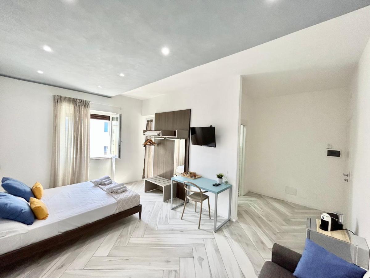 Luisella Bed & Breakfast กาเอตา ภายนอก รูปภาพ